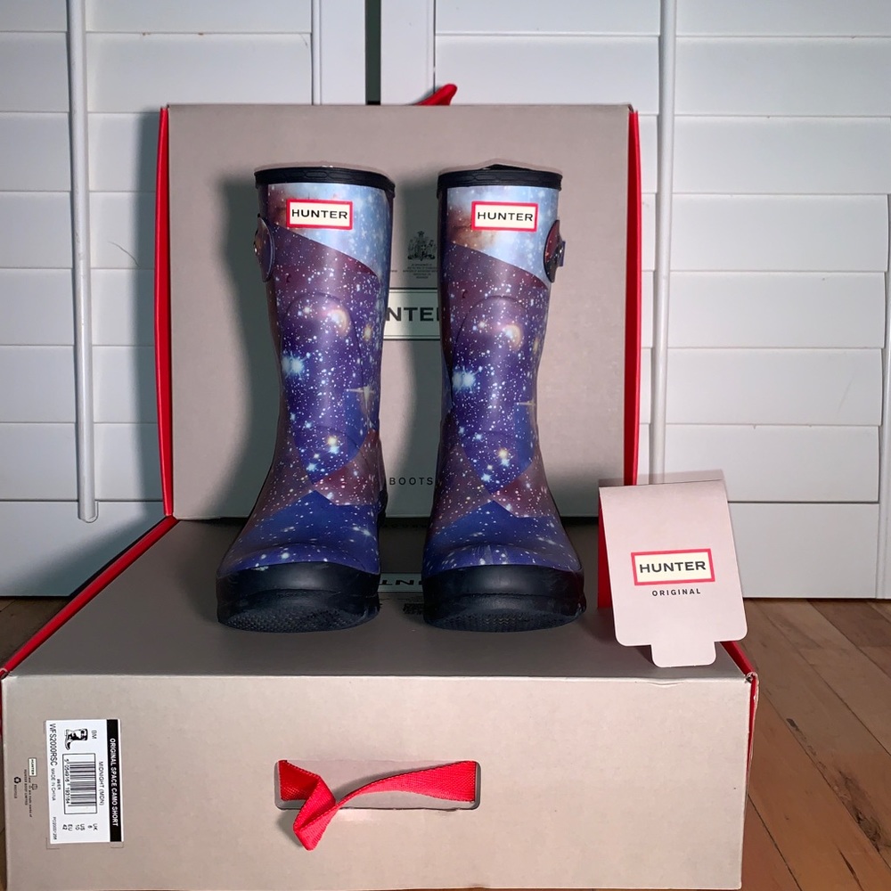 Hunter Boots - image 3